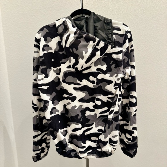 Custom Hoodie - Picture 3 of 12